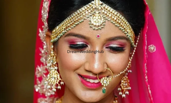 Dollys impression beauty parlour